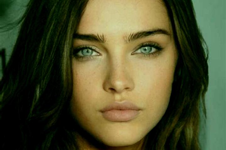 Mia, 34, a brunette amber-eyed european companion based in Ciguha. Offering Party Girl, Roleplay, Striptease. Available for incall and outcall, day and eveni...