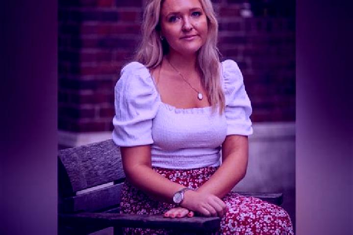Mia, 34 — Escort in Hunmanby, United Kingdom