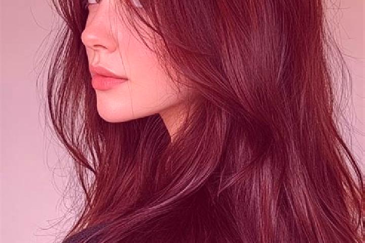 Mia, 35, a auburn brown-eyed mediterranean companion based in Pen Mar. Offering Girlfriend Experience, Deep French Kissing, OWO. Available for incall and out...