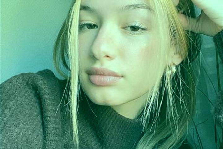 Mia, 35, a blonde brown-eyed caucasian companion based in Calangain. Offering Girlfriend Experience, BDSM, Couples. Available for incall and outcall, day and...