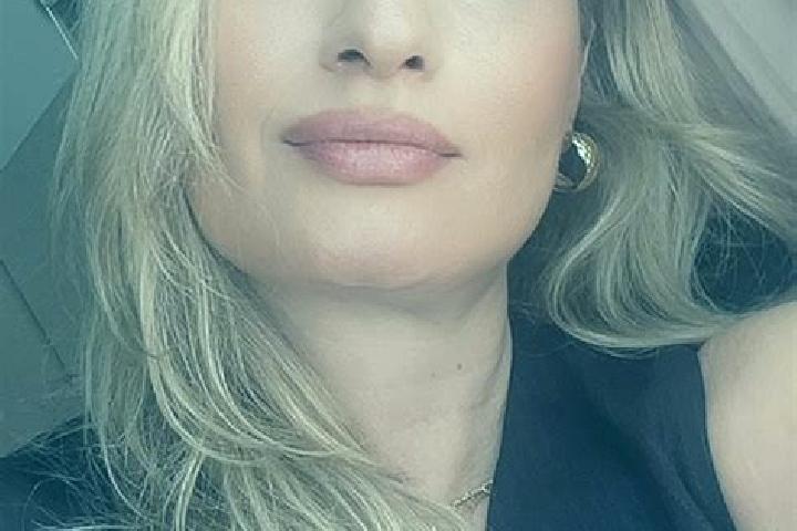 Mia, 35 — Escort in Donneville, France