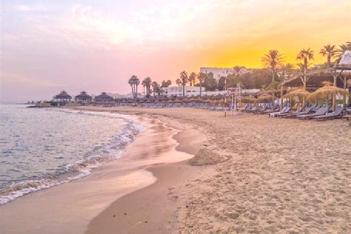 Mia, 35 — Escort in El Bahira, Tunisia