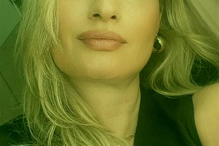 Mia, 35 — Escort in Elnes, France