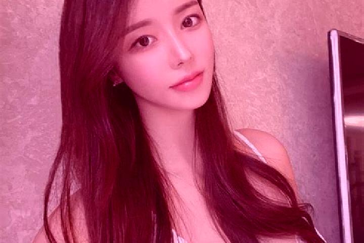 Mia, 35 — Escort in Jianyangping, China