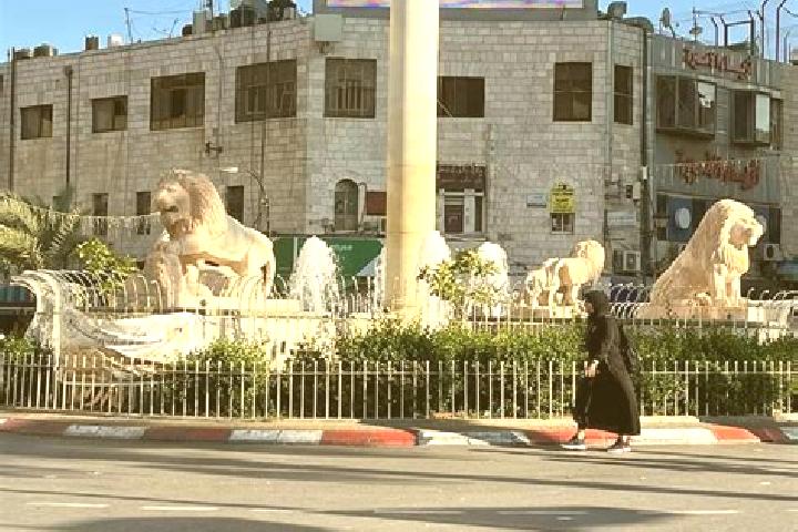 Mia, 35 — Escort in Qirah, Palestine