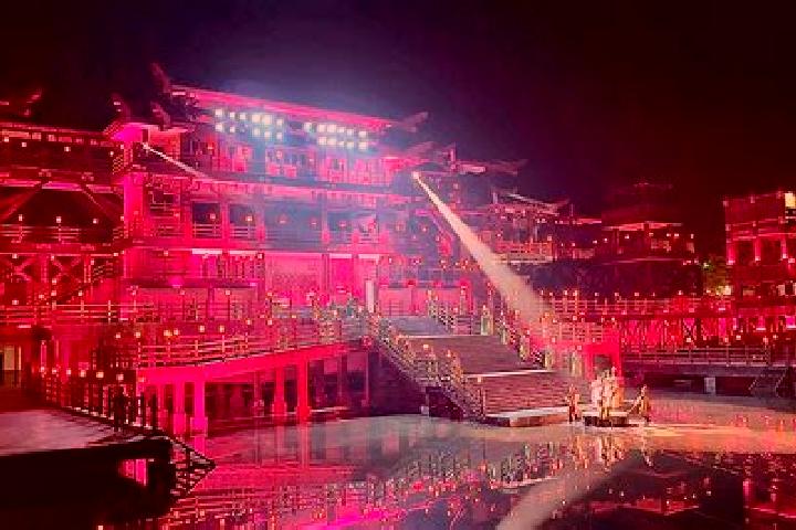 Mia, 35 — Escort in Zhongxian, China