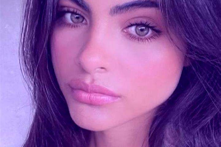 Mia, 36, a black dark-eyed european companion based in Teresin. Offering Roleplay, Prostate Massage, Travel Companion, Girlfriend Experience. Available for i...