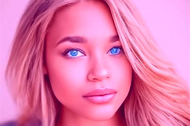 Mia, 36, a blonde blue-eyed latina companion based in Dhokimion. Offering Domination, OWO, Tantra. Available for incall and outcall, overnight bookings avail...