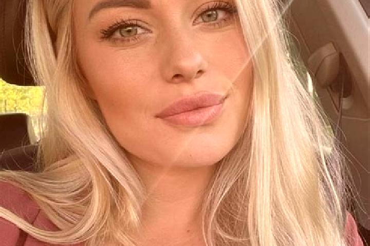 Mia, 36, a blonde hazel-eyed indian companion based in Las Tres Gotas de Agua. Offering A-Level, Travel Companion, BDSM, Couples. Available for incall and ou...
