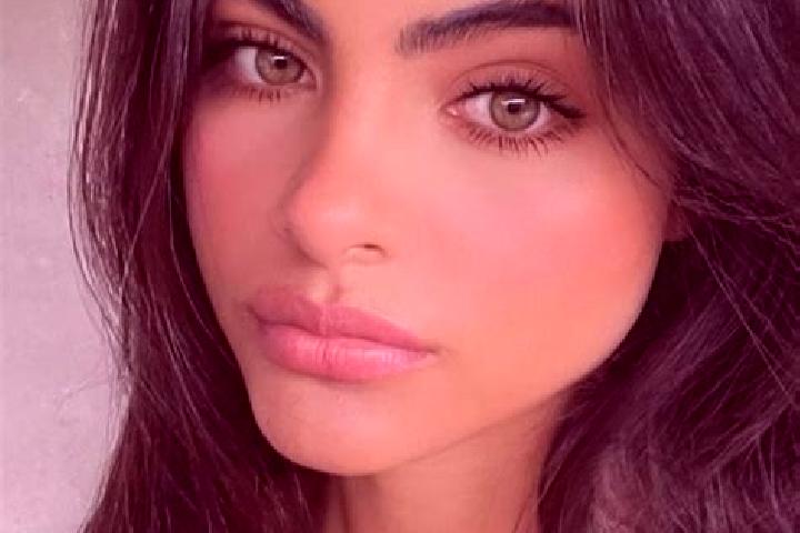 Mia, 36, a brunette dark-eyed european companion based in Sankt Annen. Offering Girlfriend Experience, A-Level, BDSM. Available for incall and outcall, overn...