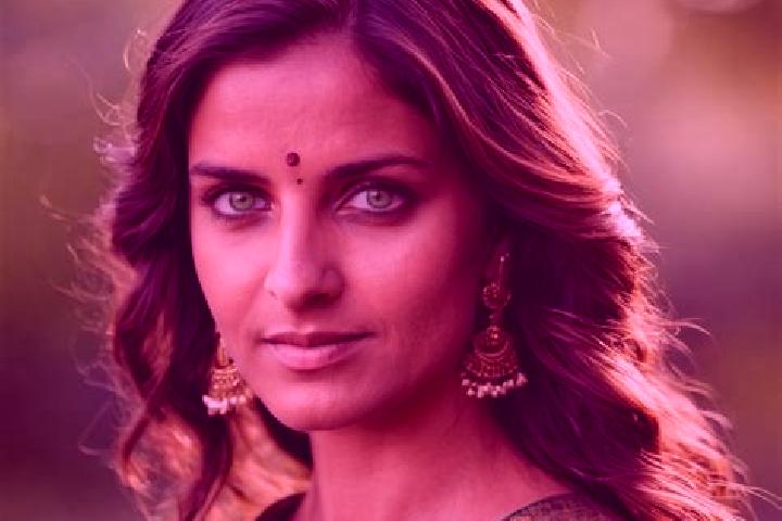 Mia, 36, a brunette green-eyed indian companion based in Gorodi. Offering BDSM, Party Girl, Girlfriend Experience, Dinner Date. Available for incall and outc...