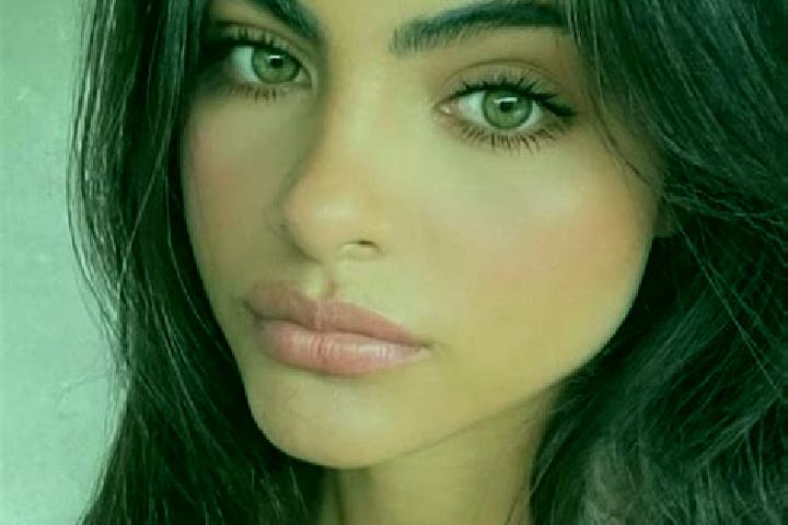 Mia, 36, a brunette hazel-eyed caucasian companion based in Wilhelmsthal. Offering Erotic Massage, Tantra, Fetish, Roleplay, Deep French Kissing. Available f...