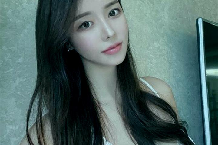 Mia, 36 — Escort in Baitugang, China