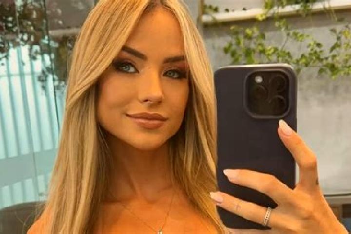 Mia, 36 — Escort in Casa Conejo, United States