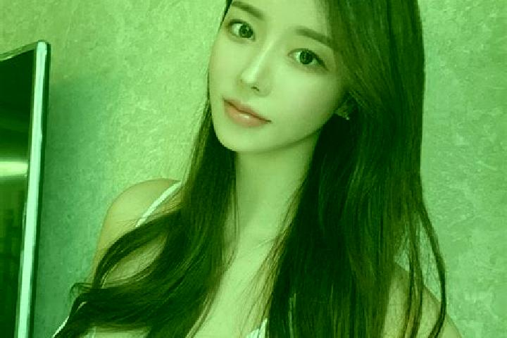 Mia, 36 — Escort in Lujiawan, China