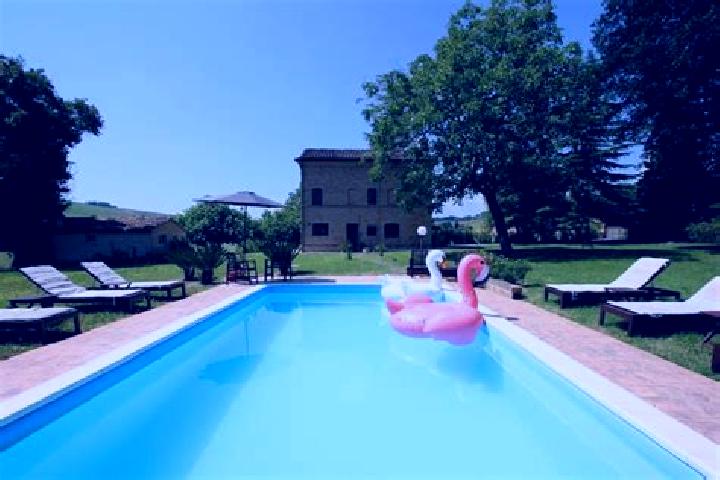 Mia, 36 — Escort in Mogliano, Italy