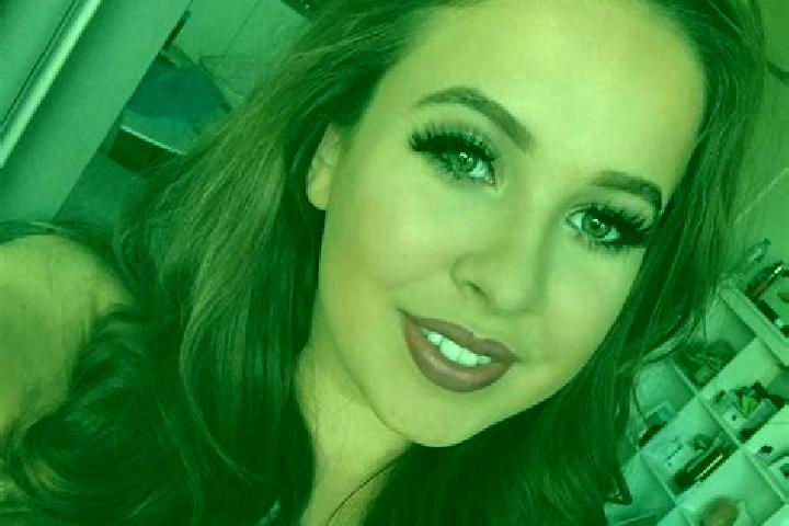 Mia, 37, a auburn amber-eyed caribbean companion based in Douandrou. Offering GFE, 69, Striptease, Girlfriend Experience. Available for incall and outcall, o...