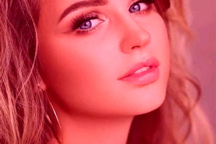 Mia, 37, a dark blonde blue-eyed caribbean companion based in Banzandepleu. Offering Massage, A-Level, Deep French Kissing. Available for incall and outcall,...