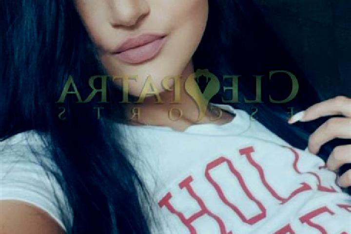 Mia, 37, a red dark-eyed ebony companion based in Villa Tres Cruces. Offering GFE, 69, OWO, Tantra, Massage. Available for incall and outcall, day and evenin...