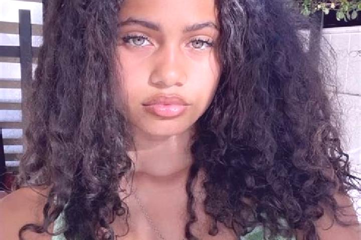 Mia, 37, a red green-eyed mixed companion based in Sukaraja. Offering Tantra, BDSM, CIM. Available for incall and outcall, day and evening dates.