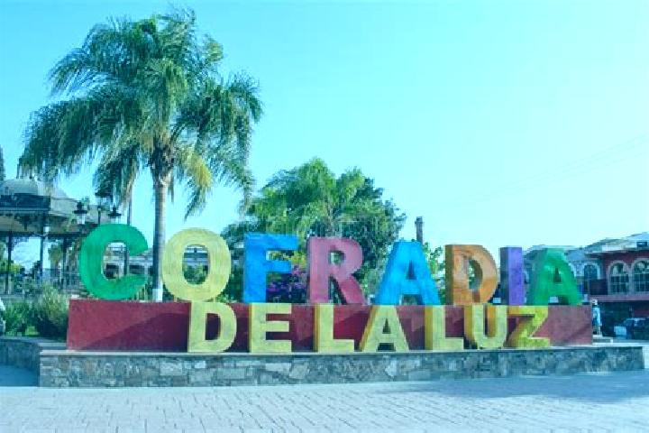 Mia, 37 — Escort in Cofradia de Acuitapilco, Mexico