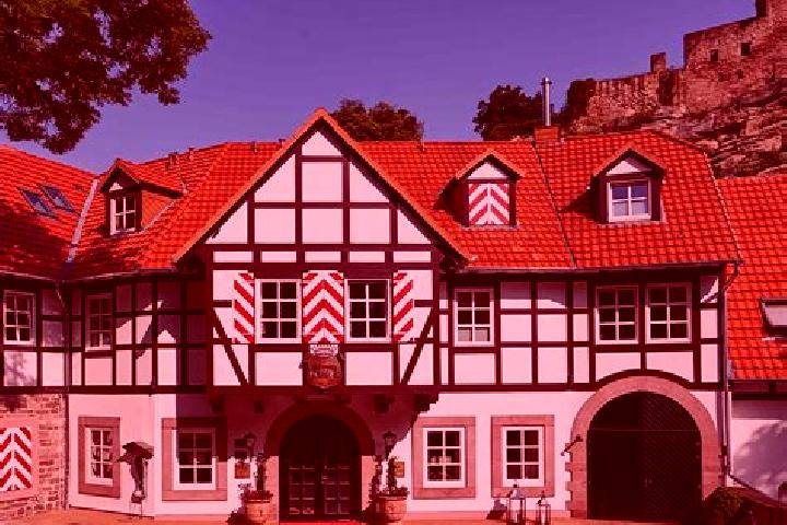 Mia, 37 — Escort in Frankenau, Germany