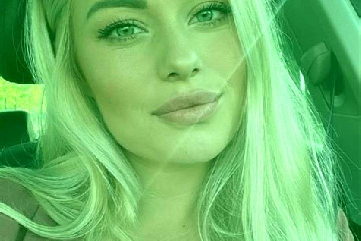 Mia, 38, a blonde hazel-eyed ebony companion based in Dunbeg. Offering Prostate Massage, A-Level. Available for incall and outcall, day and evening dates.