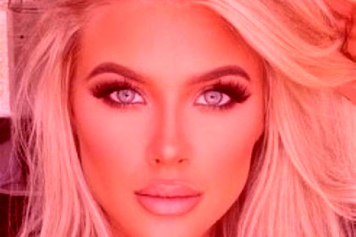 Mia, 38, a platinum blonde hazel-eyed asian companion based in Sahy. Offering CIM, Erotic Massage, Dinner Date. Available for incall and outcall, day and eve...