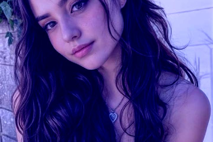 Mia, 39, a auburn amber-eyed middle eastern companion based in Petrivka-Romenska. Offering Roleplay, Duos, Party Girl. Available for incall and outcall, over...