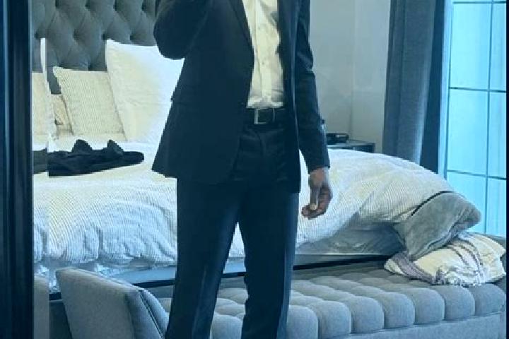 Mia, 39, a black dark-eyed mixed companion based in Vadocondes. Offering Girlfriend Experience, 69, Roleplay. Available for incall and outcall, overnight boo...