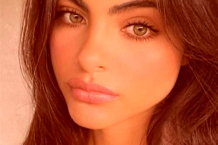 Mia, 39, a brunette green-eyed indian companion based in Illa de Arousa. Offering Deep French Kissing, Overnight, OWO. Available for incall and outcall, day ...