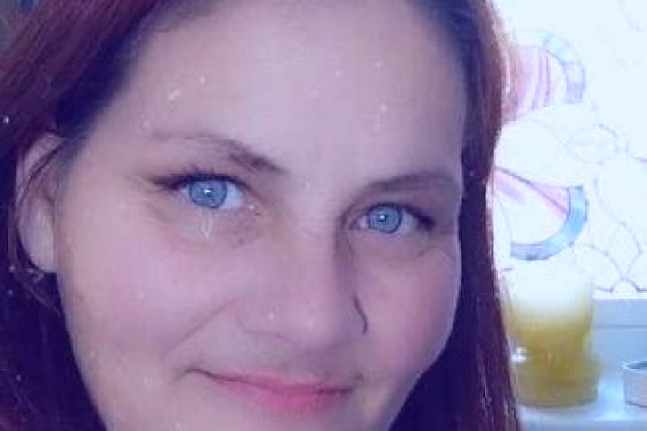 Mia, 39, a red green-eyed european companion based in Tozongo. Offering Striptease, Prostate Massage, Erotic Massage, Overnight. Available for incall and out...