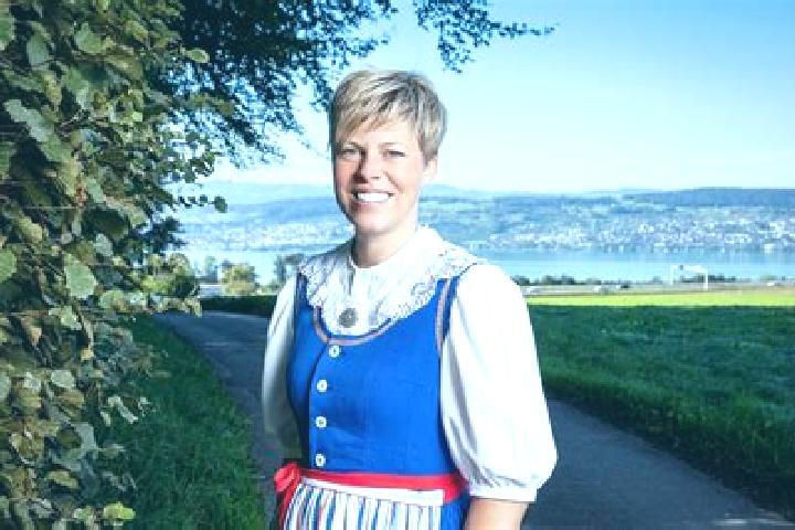 Mia, 39 — Escort in Laupersdorf, Switzerland