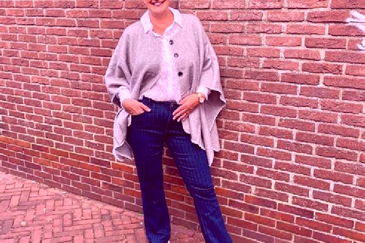 Mia, 39 — Escort in Onderdendam, Netherlands