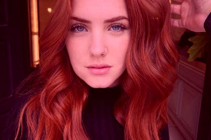 Mila, 20, a auburn blue-eyed european companion based in Vitteaux. Offering Duos, OWO, Dinner Date, Massage. Available for incall and outcall, day and evenin...