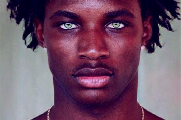 Mila, 20, a black green-eyed ebony companion based in Delicias. Offering A-Level, Domination, Couples, Erotic Massage, Dinner Date. Available for incall and ...