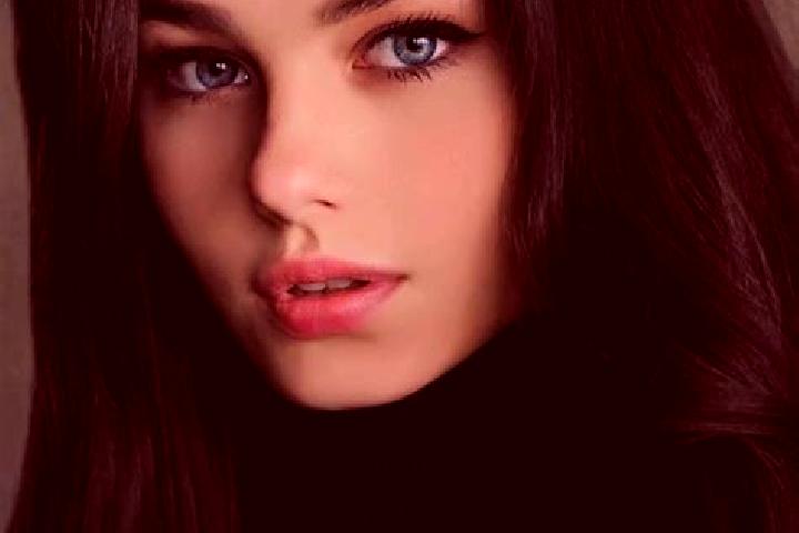 Mila, 20, a brunette dark-eyed caucasian companion based in West Hillhurst. Offering Dinner Date, Fetish, Prostate Massage, BDSM, Massage. Available for inca...