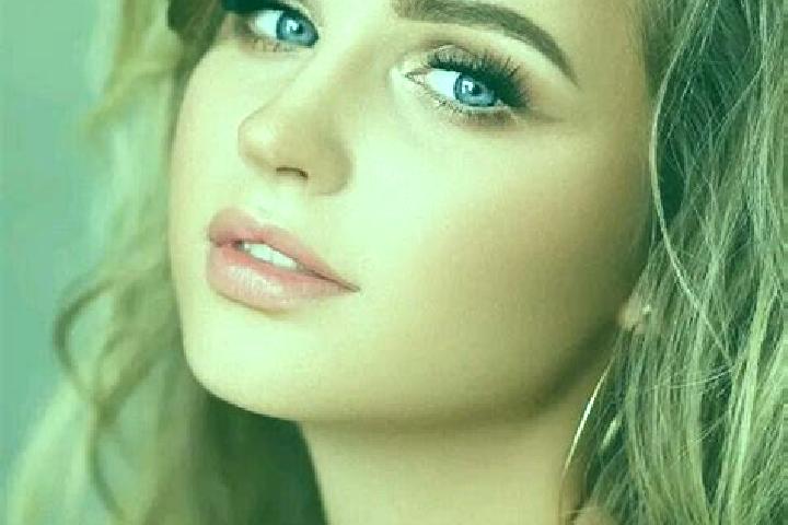 Mila, 20, a dark blonde blue-eyed mediterranean companion based in Telychka. Offering CIM, Fetish, BDSM. Available for incall and outcall, day and evening da...