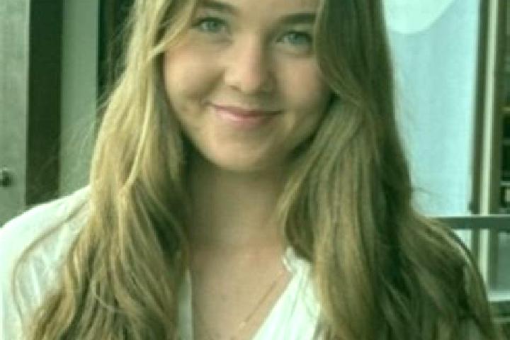 Mila, 20 — Escort in Griffin, Australia