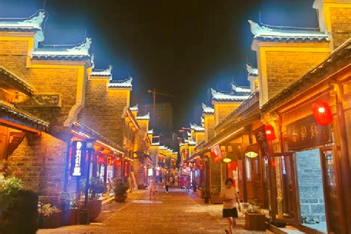 Mila, 20 — Escort in Tongren, China
