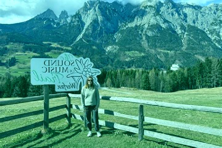 Mila, 20 — Escort in Werfen, Austria