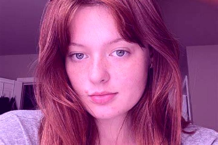 Mila, 21, a auburn amber-eyed caribbean companion based in Eynatten. Offering OWO, Erotic Massage, Dinner Date. Available for incall and outcall, overnight b...