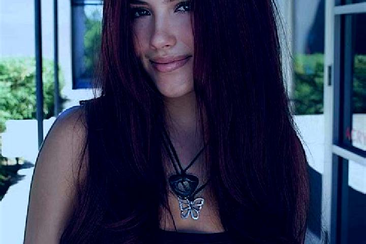 Mila, 21, a auburn brown-eyed asian companion based in Bahar. Offering Erotic Massage, OWO, Fetish, Girlfriend Experience, Duos. Available for incall and out...