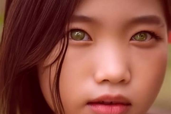 Mila, 21, a brunette green-eyed asian companion based in Seguret. Offering Fetish, Dinner Date, Prostate Massage, 69. Available for incall and outcall, overn...
