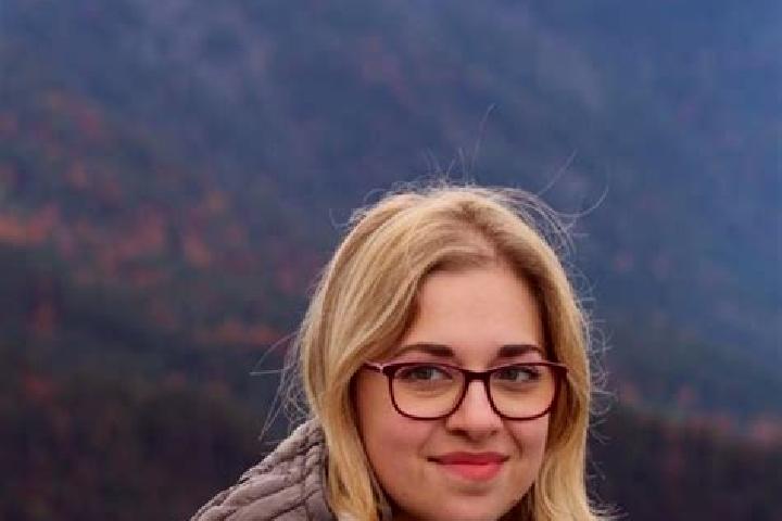 Mila, 21 — Escort in Dolina, Romania