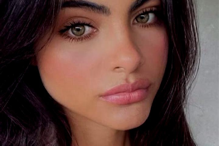 Mila, 22, a brunette amber-eyed indian companion based in Molokovo. Offering BDSM, Couples, Striptease. Available for incall and outcall, overnight bookings ...