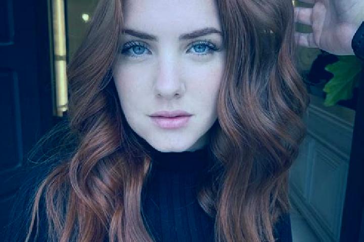 Mila, 23, a auburn blue-eyed mixed companion based in Pestovo. Offering Duos, Couples, Travel Companion, Striptease, Roleplay. Available for incall and outca...