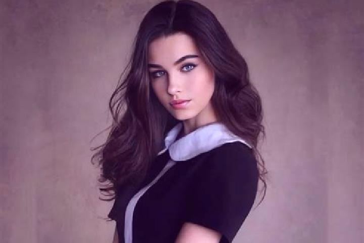 Mila, 23, a black blue-eyed slavic companion based in Keith. Offering A-Level, Tantra, Fetish. Available for incall and outcall, day and evening dates.