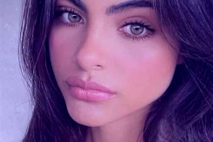 Mila, 23, a black brown-eyed indian companion based in Misson. Offering Overnight, Dinner Date, GFE, BDSM, CIM. Available for incall and outcall, day and eve...