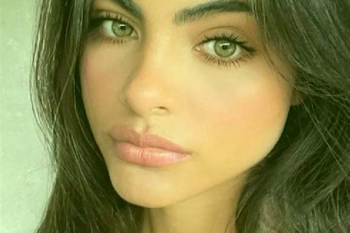 Mila, 23, a chestnut hazel-eyed latina companion based in Truth or Consequences. Offering Girlfriend Experience, Tantra, Striptease. Available for incall and...